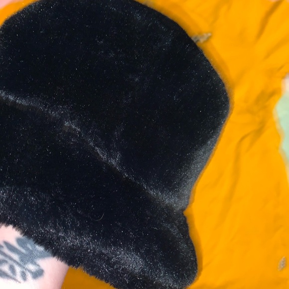 Vintage 90’s-Y2K Black Plush Faux Fur Wide Brim Bucket Hat Buttery Soft - Picture 7 of 17